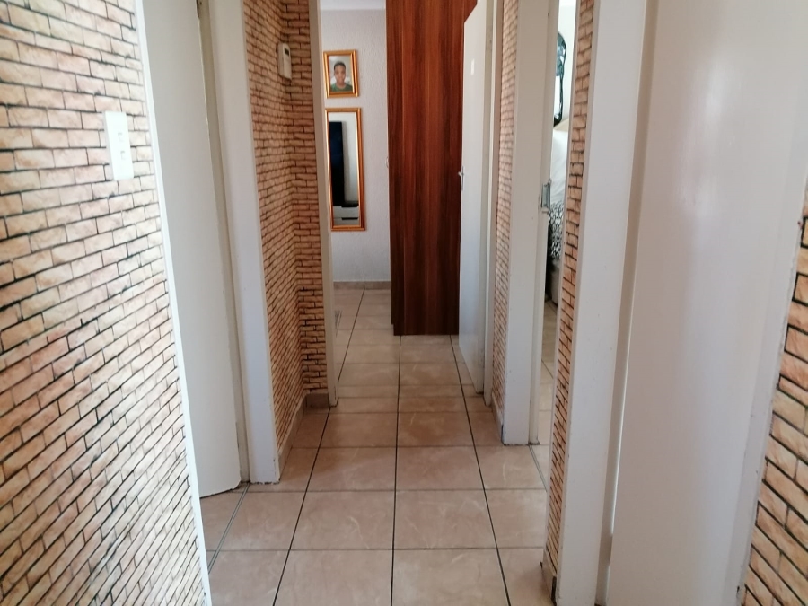 3 Bedroom Property for Sale in Waterkloof Hill Estate North West